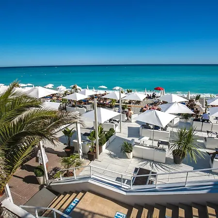 2 Bedrooms - Air Conditioning - Tramway - Fully Equipped Kitchen - Wifi - Steps From Sea Apartamento